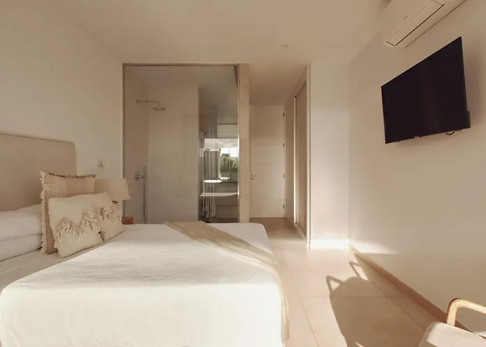 Elements By Alondra Villa *