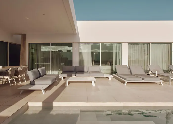 Elements By Alondra *